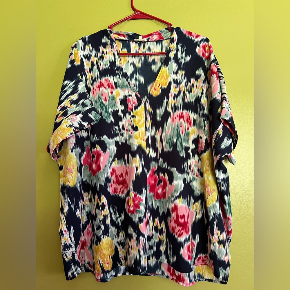 Boutique bought- Jodifl size large colorful shirt